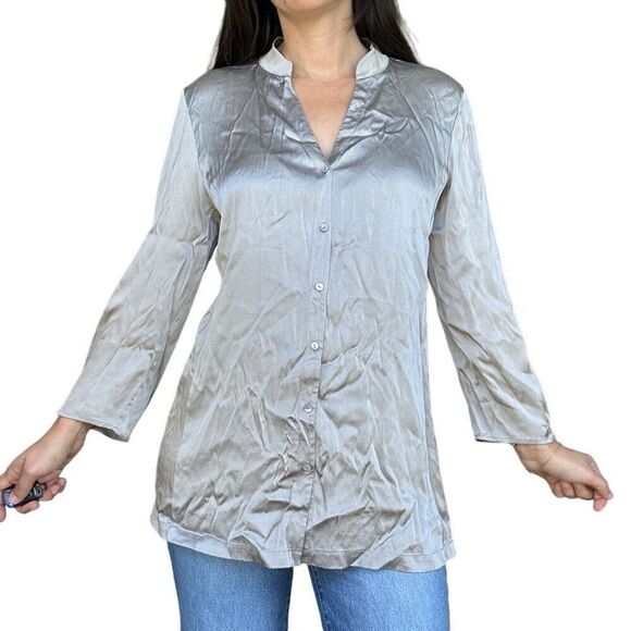 Eileen Fisher Champaign Silk Long Sleeve Button Front Blouse Size Medium Career - Picture 7 of 7